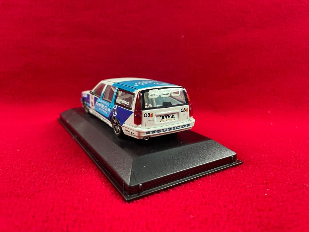 1/43　ボルボ850 ミニチャンプス　　オメガ　ミニカー　　ワゴン