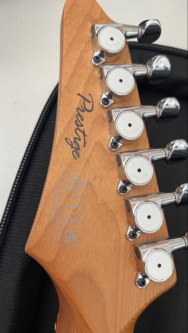 Ibanez Prestige AZ2204NW 日本製　美品