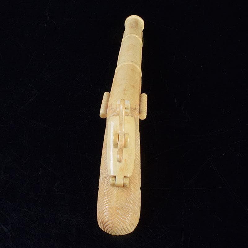 ナリトラ 時代提げ物　獣骨彫刻　銃型　矢立　筆入　C　9209