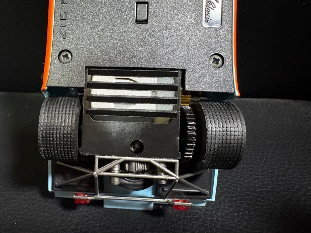 スロットカー1/32 gulfカラーPorsche917k! 10周年記念モデル