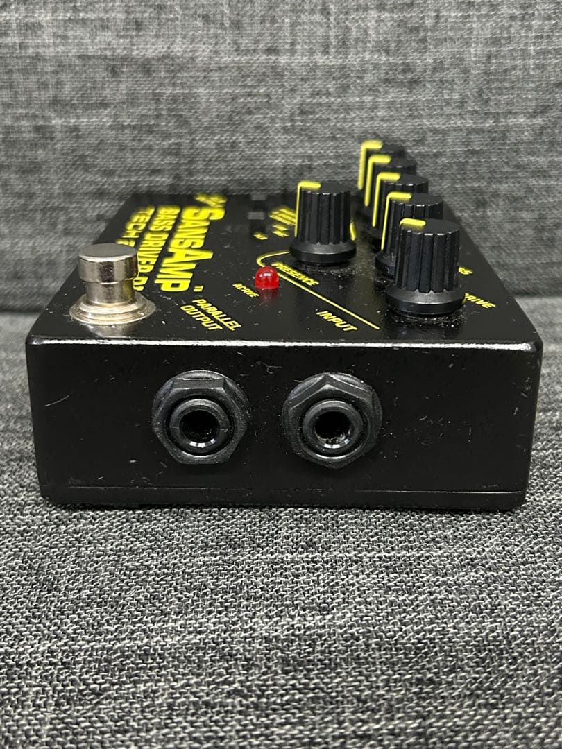 ベース TECH21 SANS AMP BASS D DI