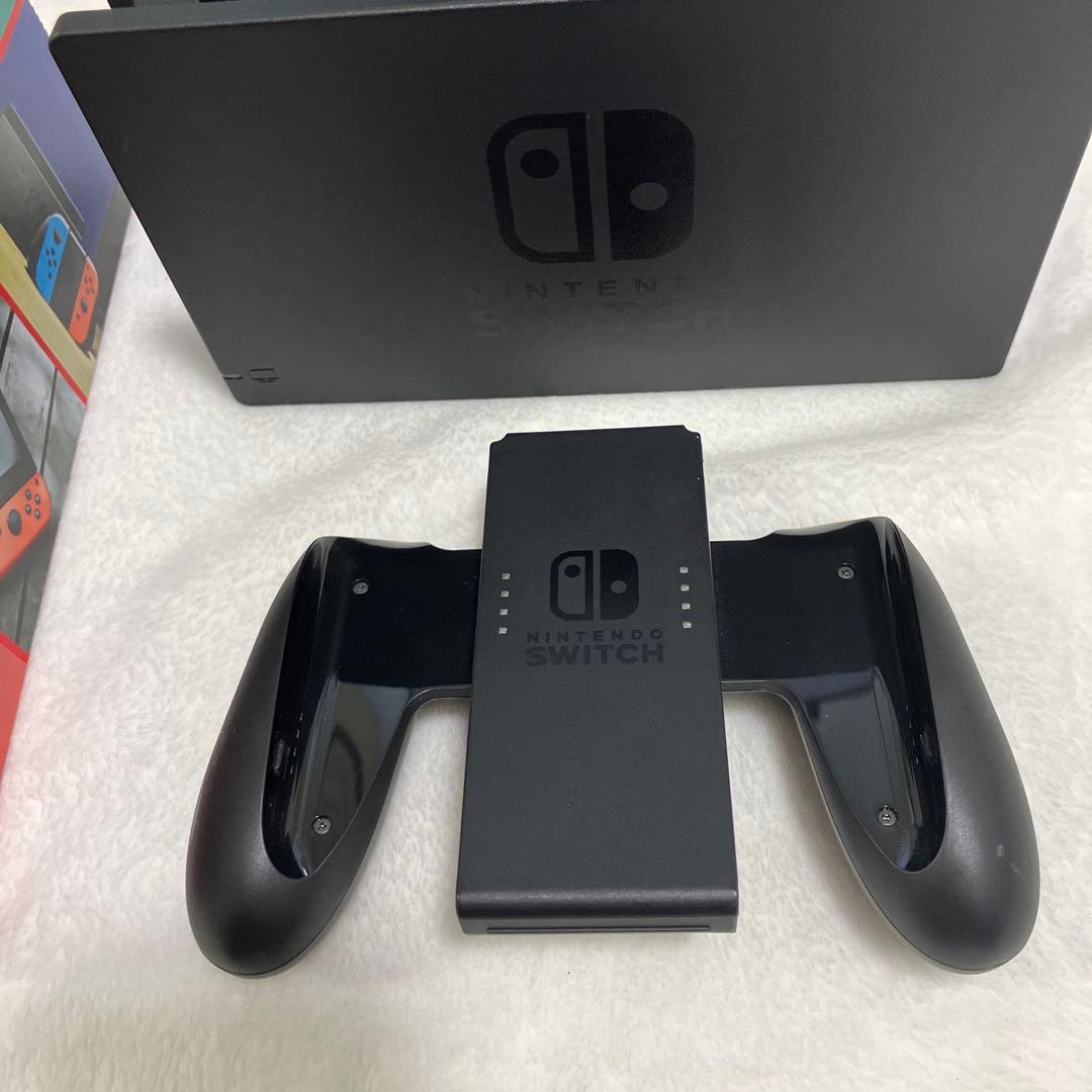 Nintendo Switch 本体+ソフト6本+周辺機器　美品