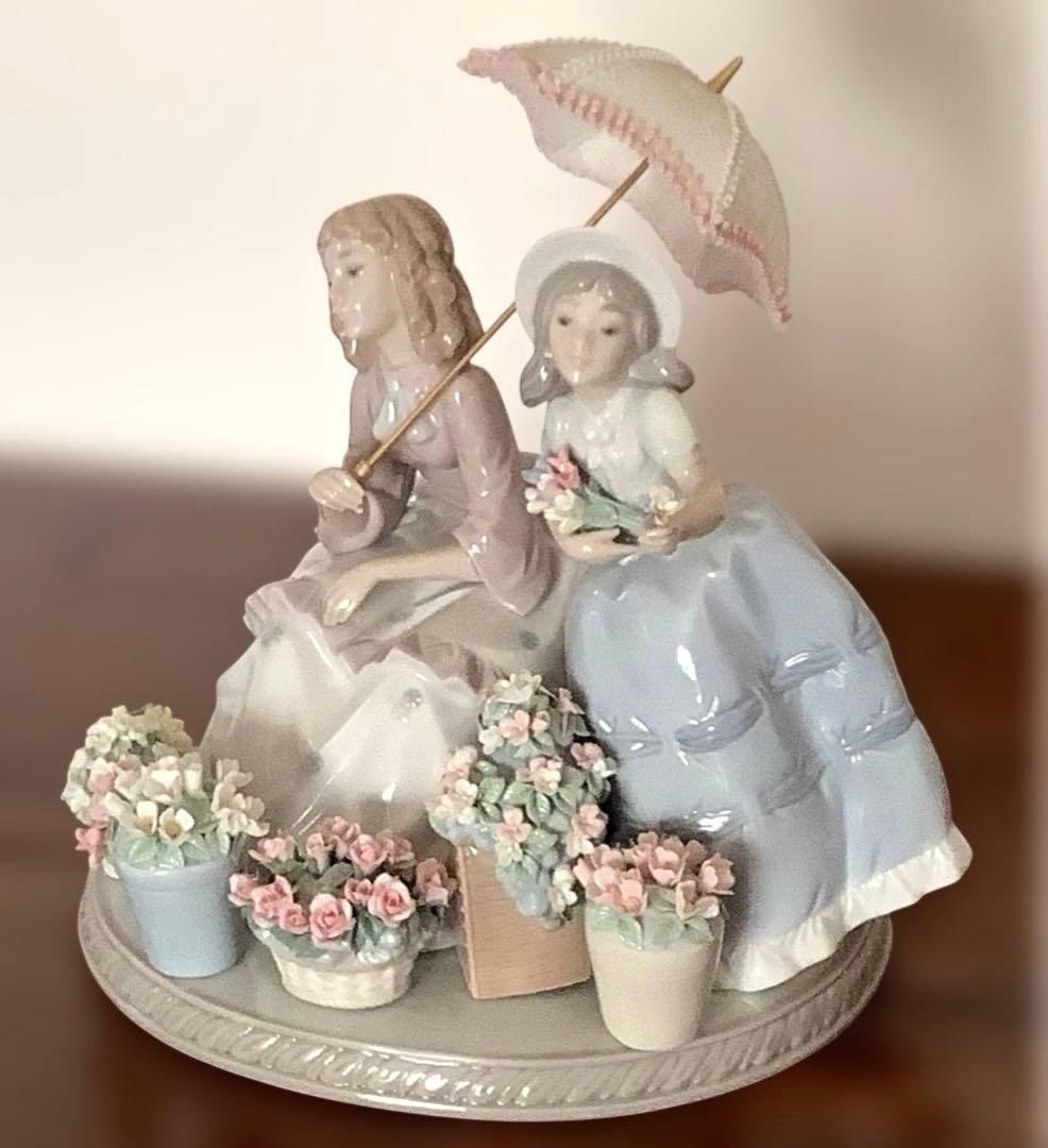 リヤドロ　花売りの姉妹　Vendiendo flores 5537 美品