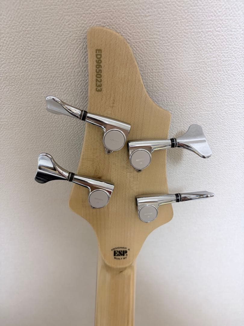 エドワーズエレキベース 青