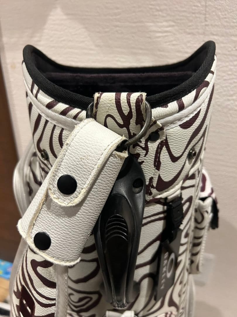 えいちーー様ゼブラ柄 ゴルフキャディバッグ OAKLEY