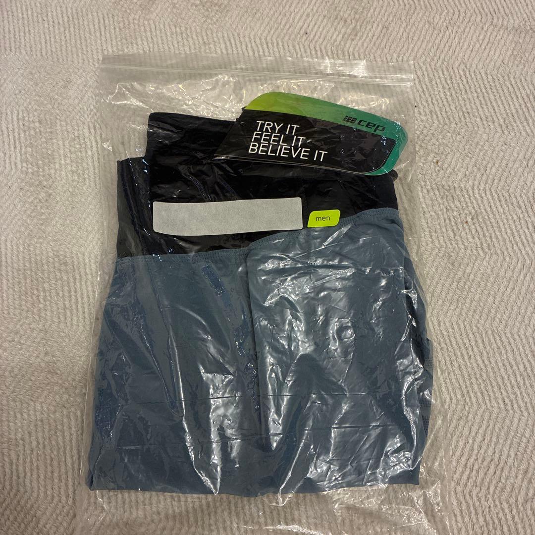 新品未開封✳︎CEP run 2 in 1 shorts 3.0