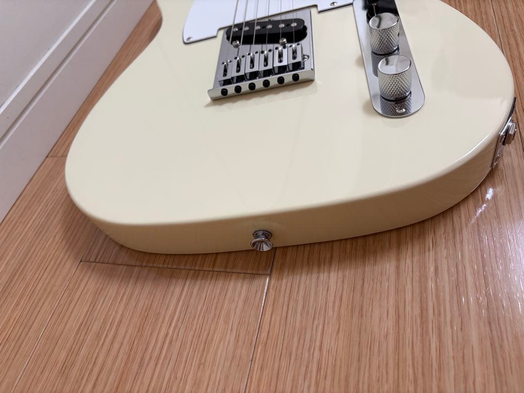 Squier by Fender Telecaster テレキャスター ホワイト