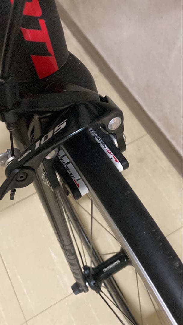 【姫路駅にて引き取り希望】2018 GIANT TCR SLR2