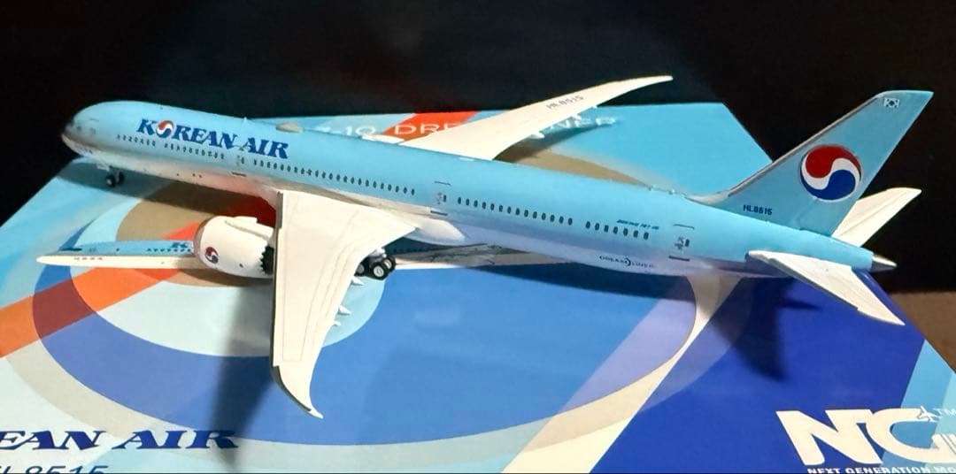 大韓航空 B787-10 1/400 飛行機模型