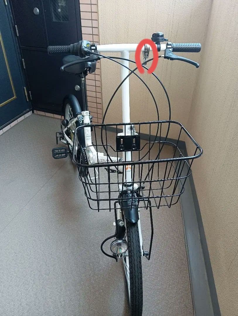 GEO CROSS206K 20㌅ 　折りたたみ自転車 ホワイト バスケット付き