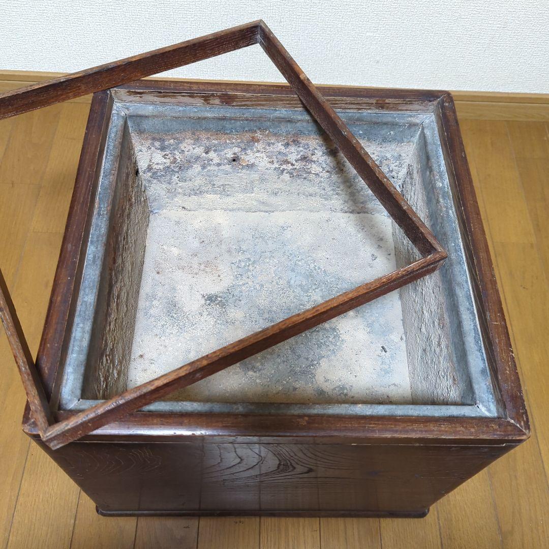 木製角火鉢　工芸品　レトロ　古民家　アンティーク