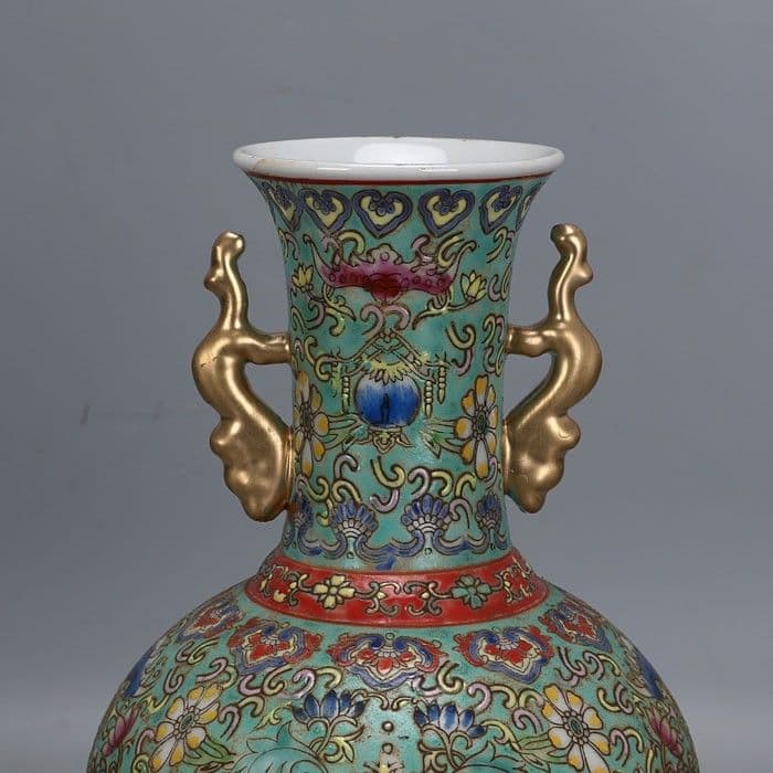 大清乾隆粉彩花卉蒔金両耳瓶 景徳鎮 陶磁器 装飾品 現代工芸品 美術品 置物
