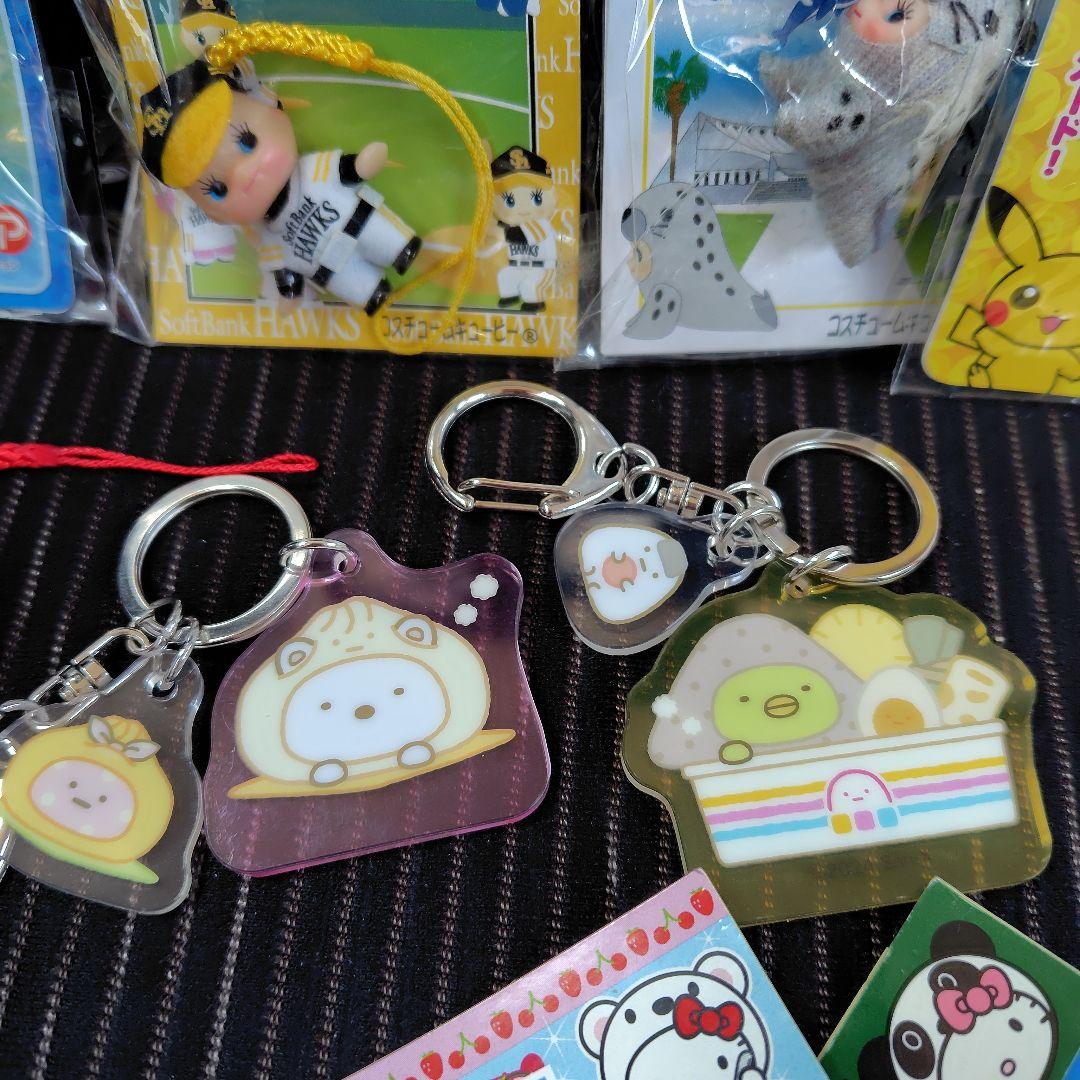 レア　希少　平成レトロ　キティストラップ　キューピーストラップ　ポケモンご当地