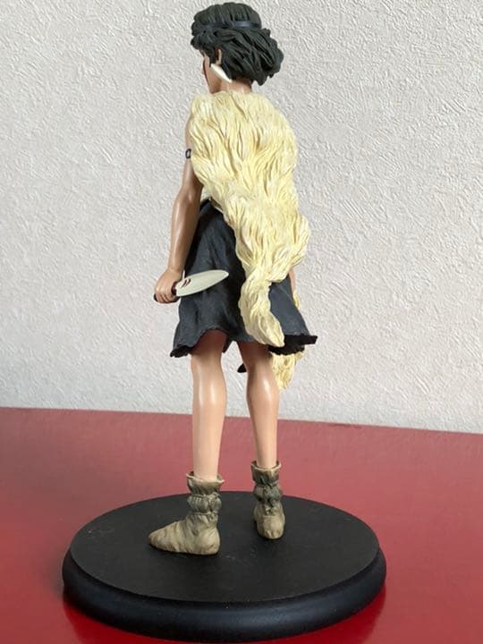 美品‼️ ジブリ　コミニカ　もののけ姫　サン　限定フィギュア