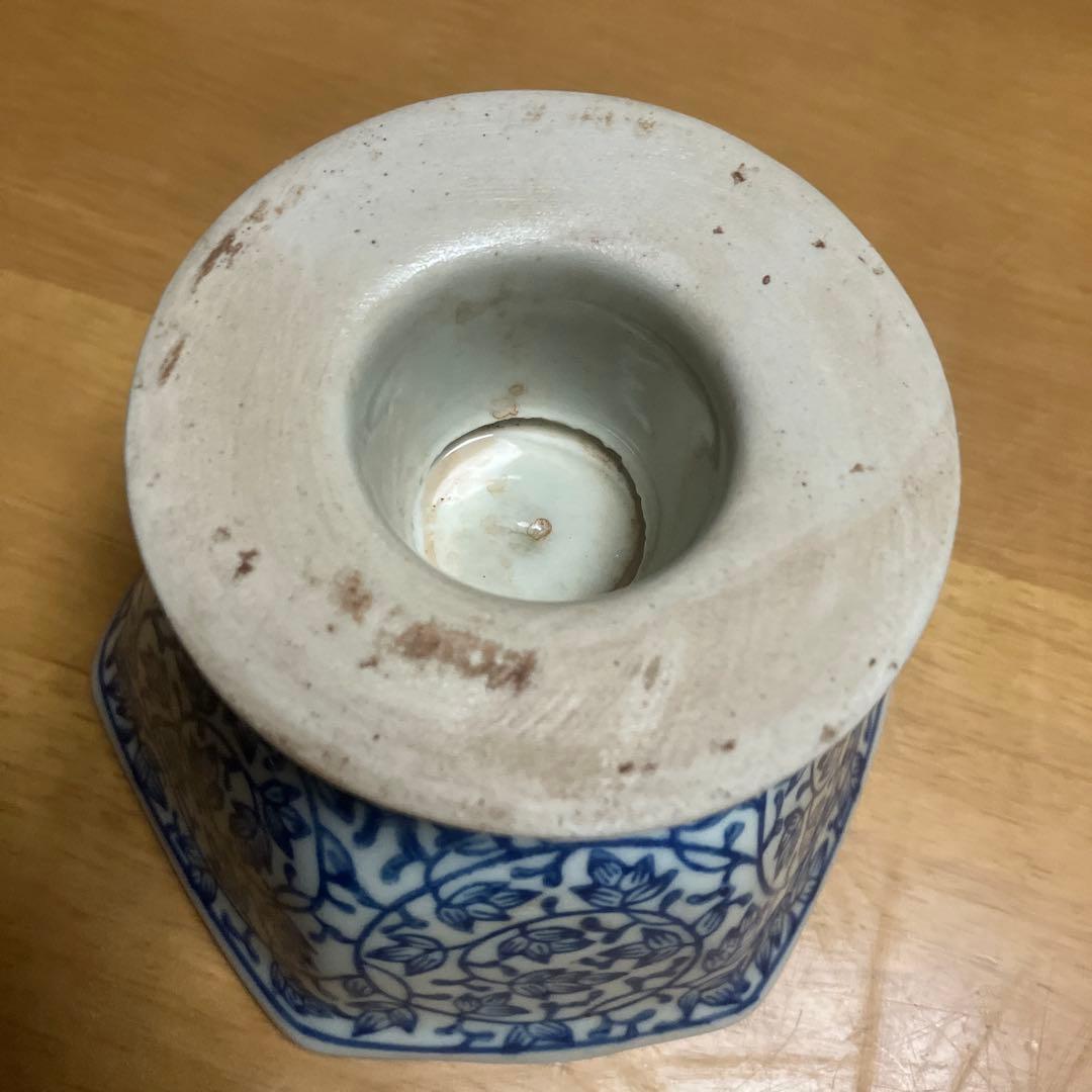 染付花唐草文六角縁高台杯（杯洗？）