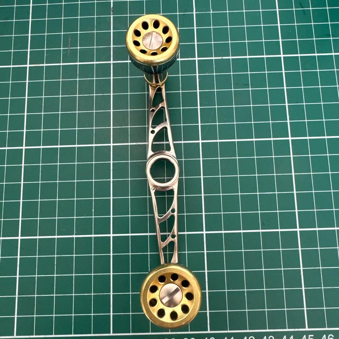 LIVRE CRANK 110 ベイトリールパーツ