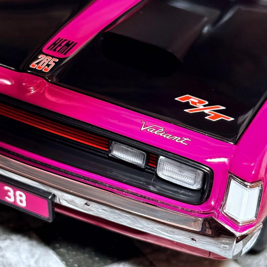 1/18 CC クライスラー ヴァリアント E38 R/T チャージャー