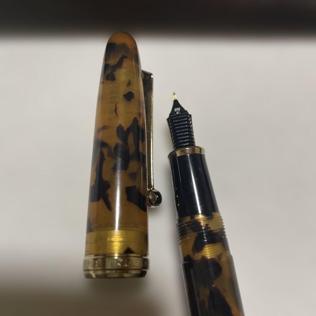 廃盤品　鼈甲　べっ甲　SAILOR セーラー　FOUNDED 1911 万年筆