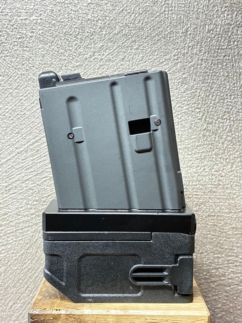R7-39 東京マルイ GBB M4 マガジンアダプター 外部ソース仕様