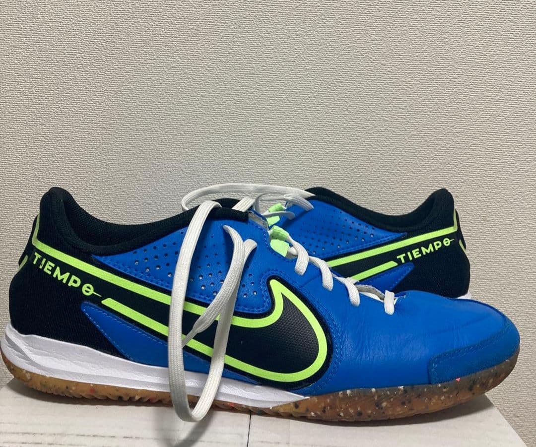 NIKE ティエンポ
