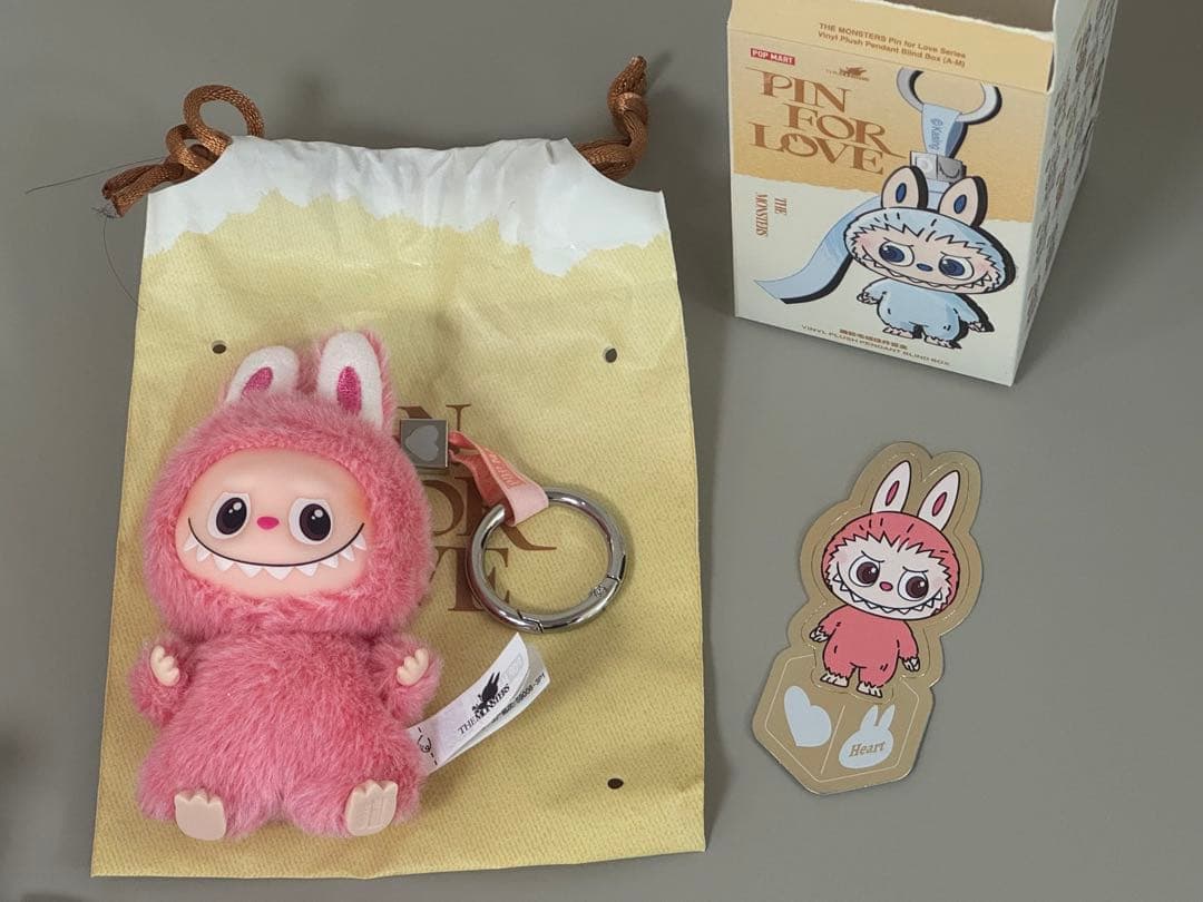 ◾️ラブブ　イニシャル　シークレット　ハート♡ 2点セット