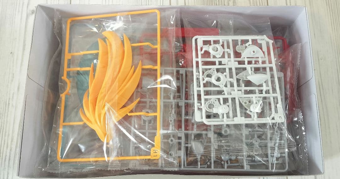 新品 希少 コトブキヤ ロックマンX ゼロ 1/12スケール プラモデル