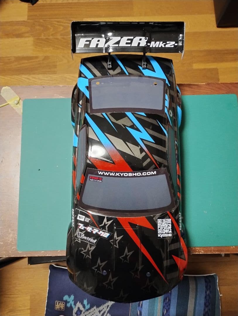 アメリカンマッスルカーKYOSHO FAZER MK2マスタング