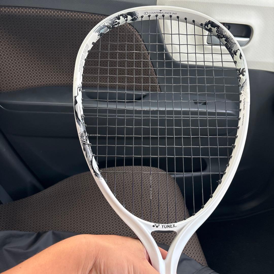 YONEX ジオブレイク 80Gテニスラケットとケース