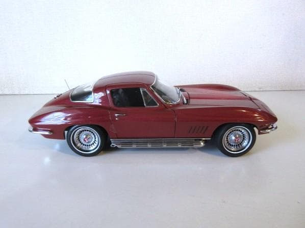 特価 exoto (1/18) Corvette C2