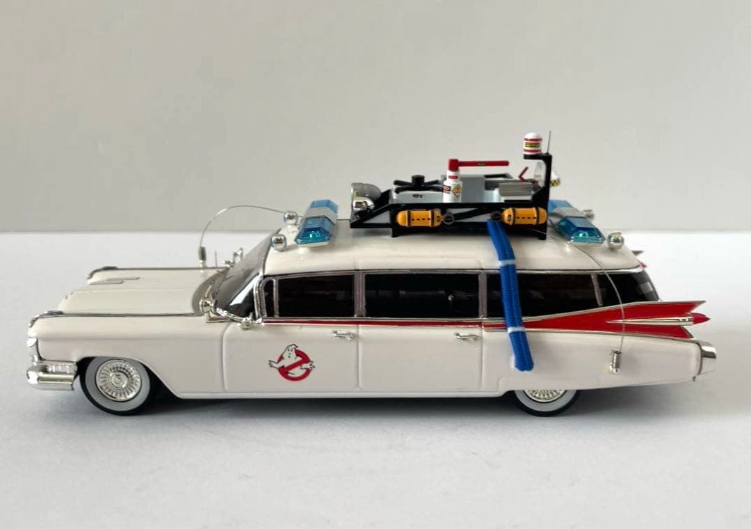 ゴーストバスターズ GHOSTBUSTERS ECTO-1