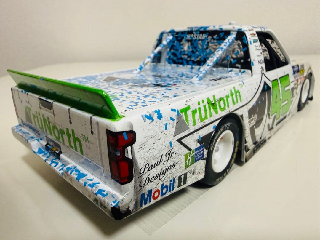 LRC/Chevyシボレー Silveradoシルバラード #45 1/24