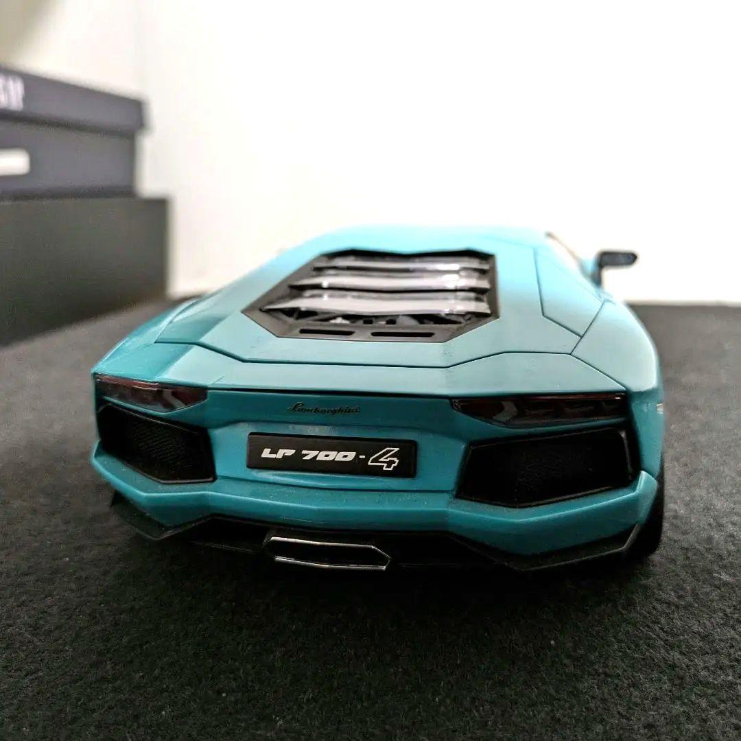 Lamborghini　Aventador　AUTOart 1/18 lp700