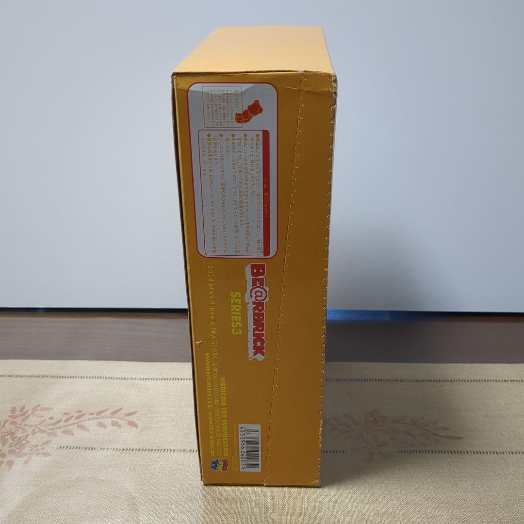 値下げ！未開封！box　BE＠RBRICK　ベアブリックシリーズ3