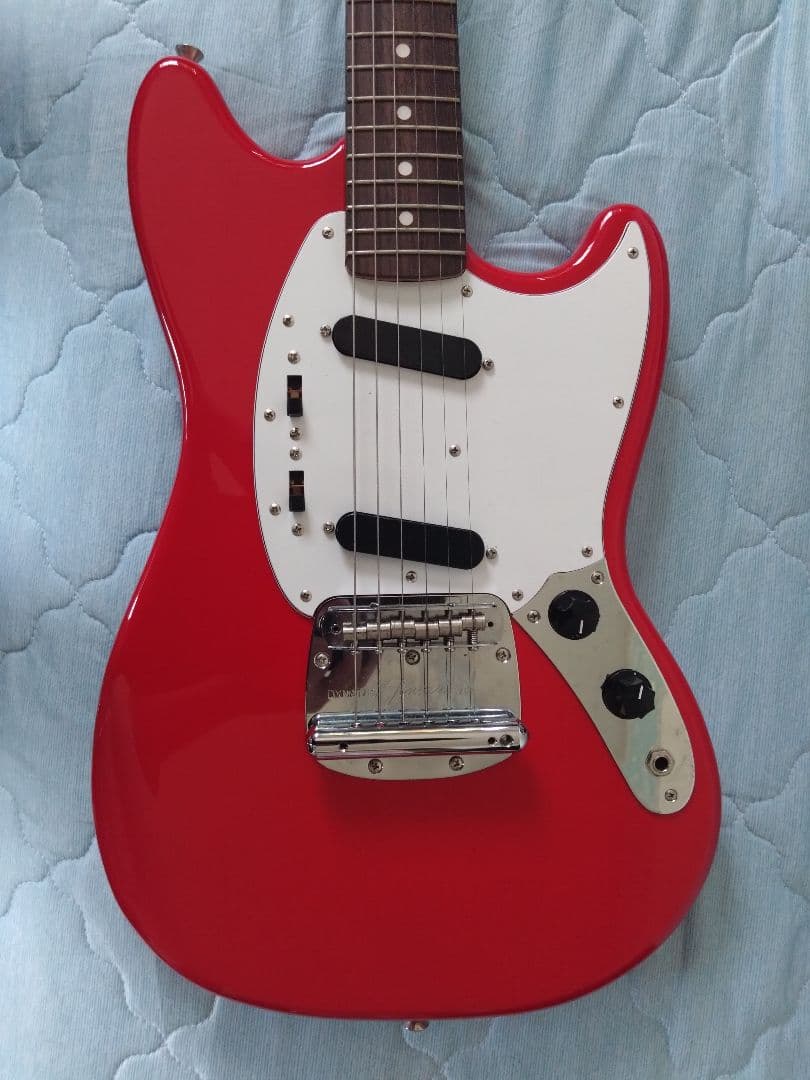 FenderJapan ムスタング　MG69/MH CAR　アップルレッド