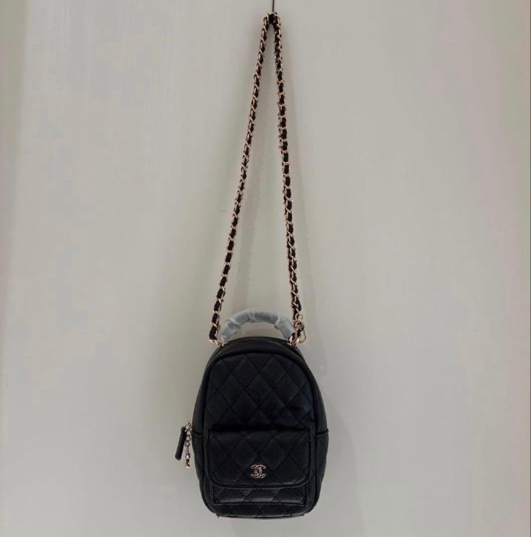 CHANEL ブラックレザー キルティングバッグ