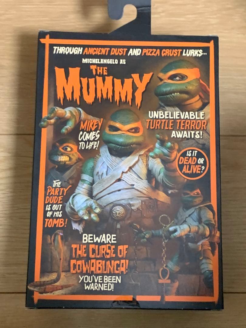 NECA　ザ・マミー　ミュータントタートルズ　ユニバーサルモンスターズ　未開封