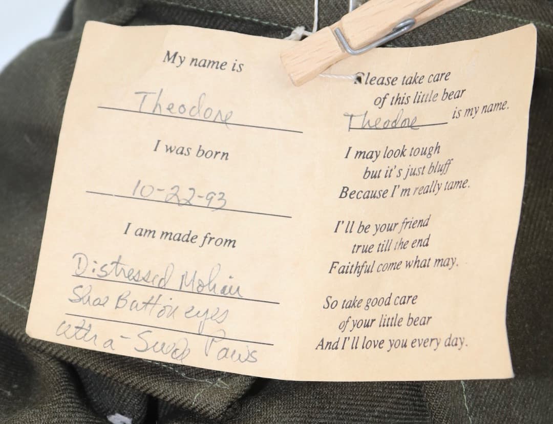 アーティスト・ベア THEODORE 軍服 眼鏡付き 大きなベア37cm