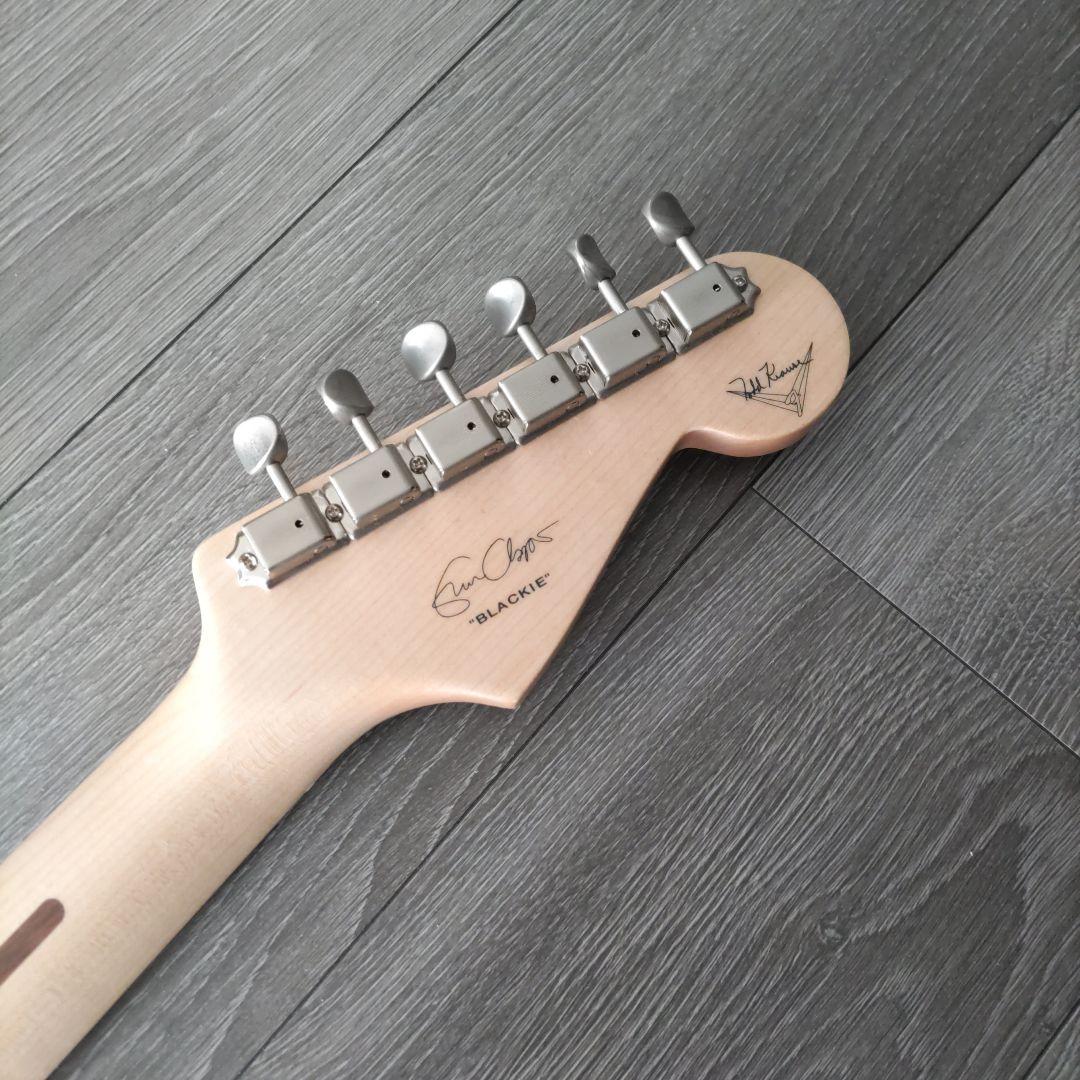 ギター　レフティ　Fender　エリック・クラプトン　ブラッキー