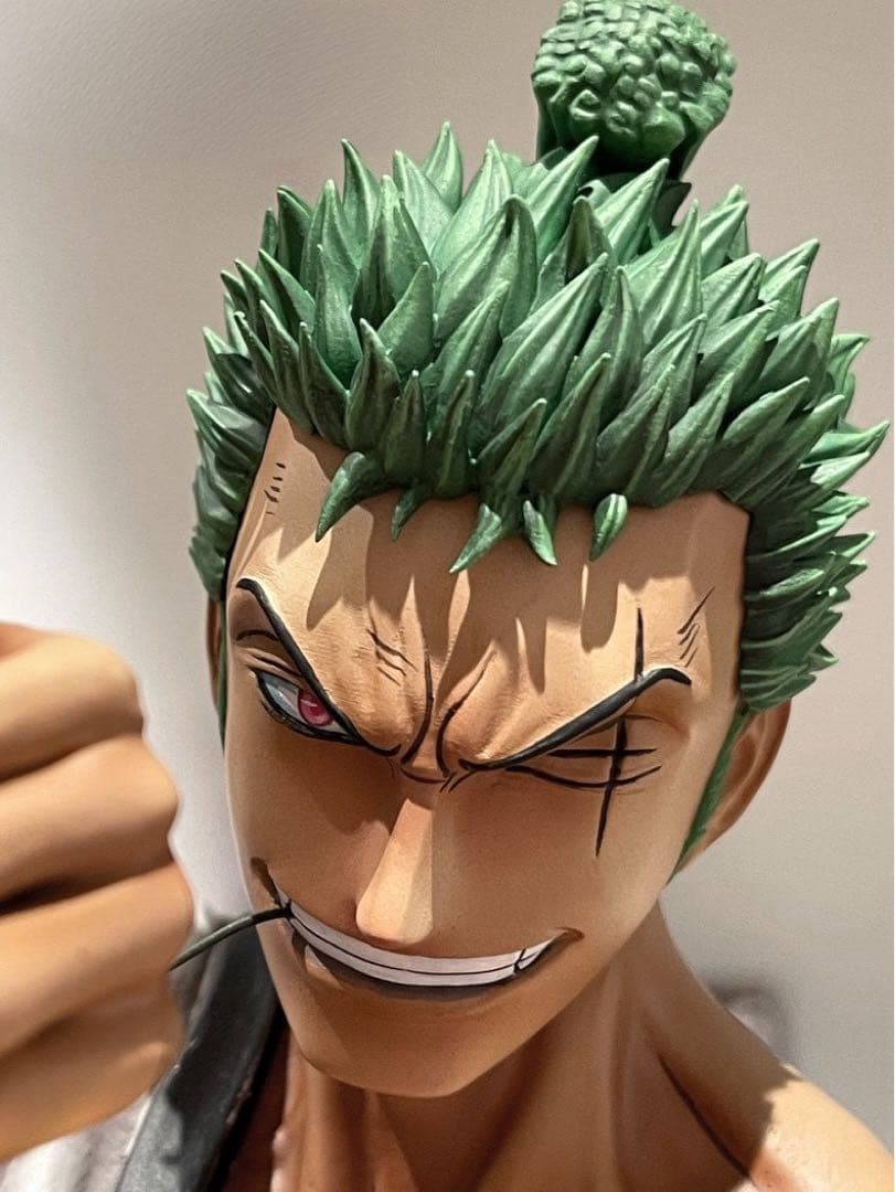 【新品】最終値下げ‼️ワンピース ロロノア・ゾロ フィギュア ガレージキット
