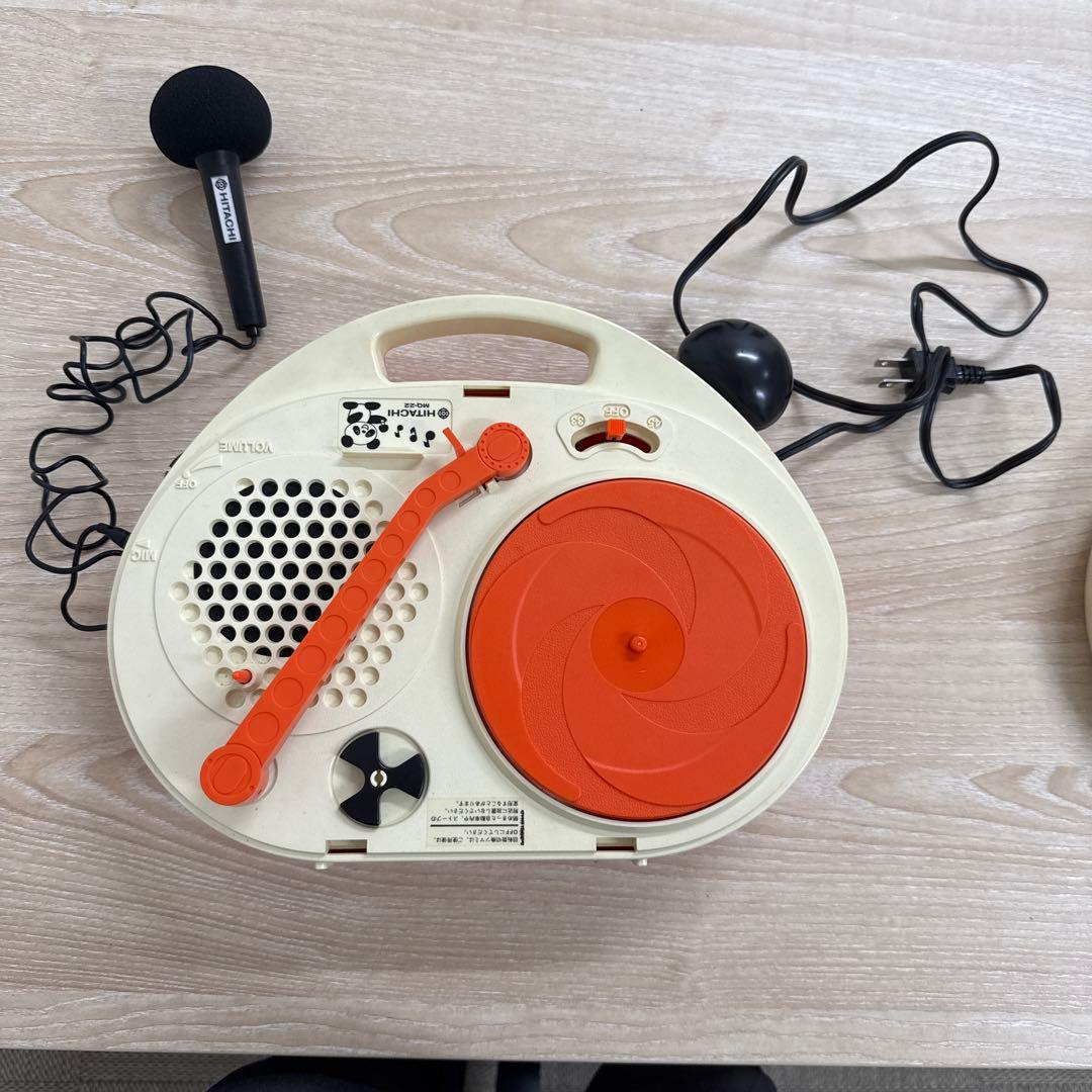 うたうパンダ　レトロ HITACHI MQ-22 ポータブルプレーヤー