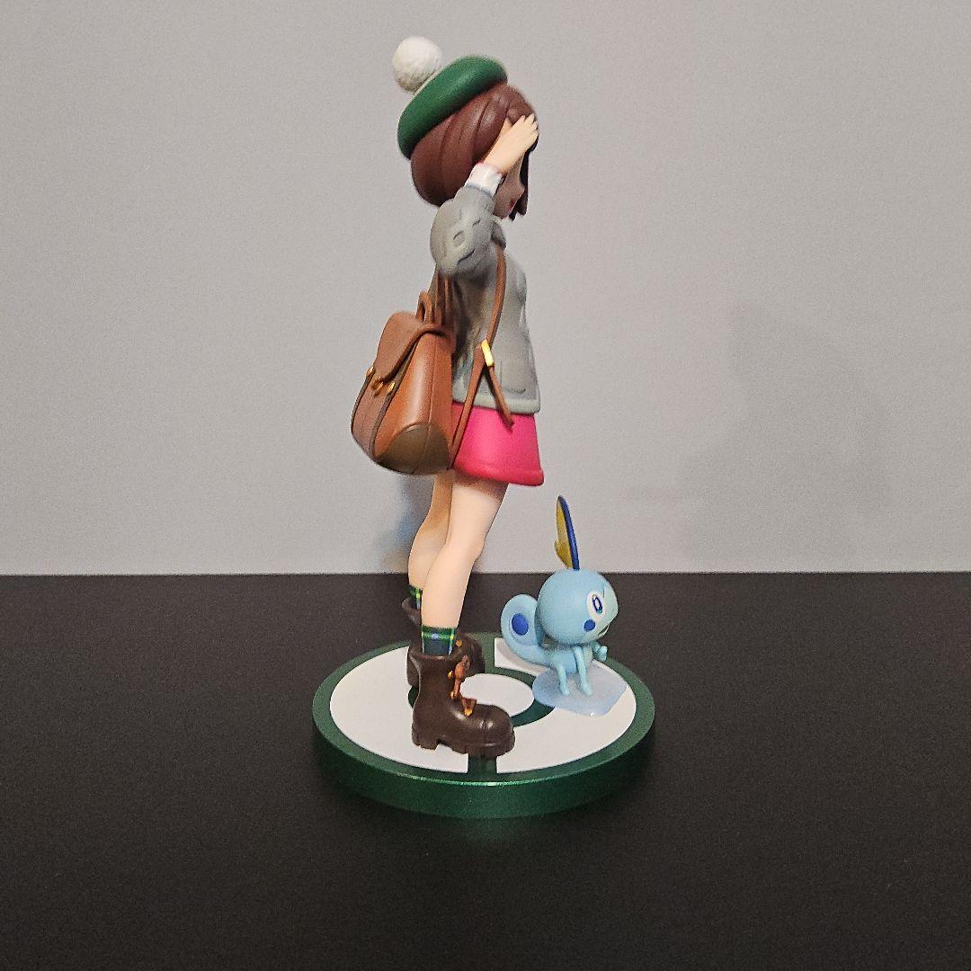 【開封品】ポケモン フィギュア ユウリ with メッソン