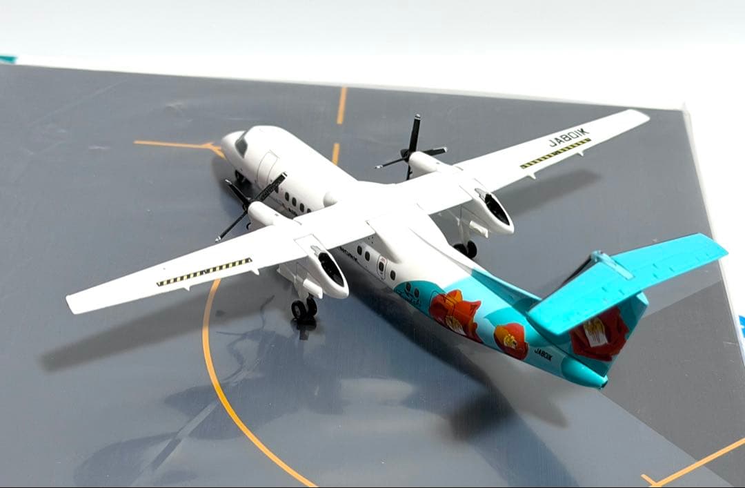 全日空商事 1/200 DHC-8-300 A-net TSUBAKIリバリー