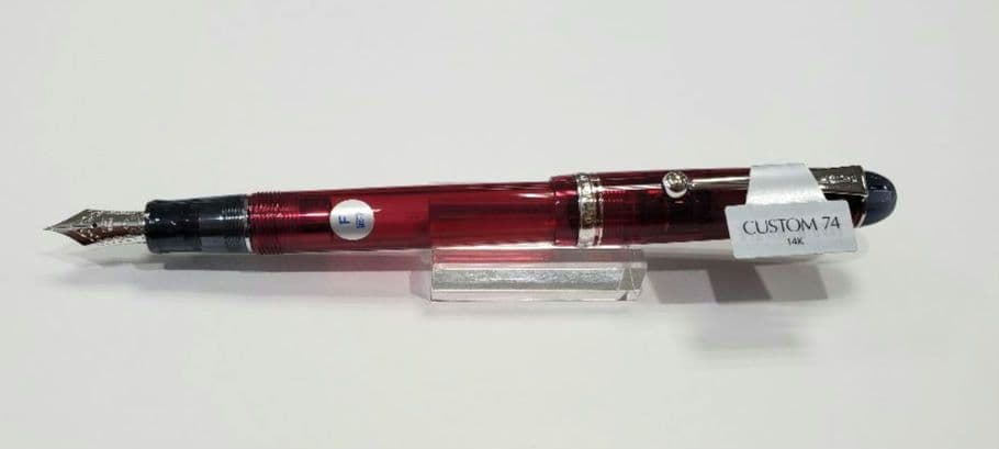 【廃盤】パイロット カスタム74 万年筆(F) 14K 透明軸レッド