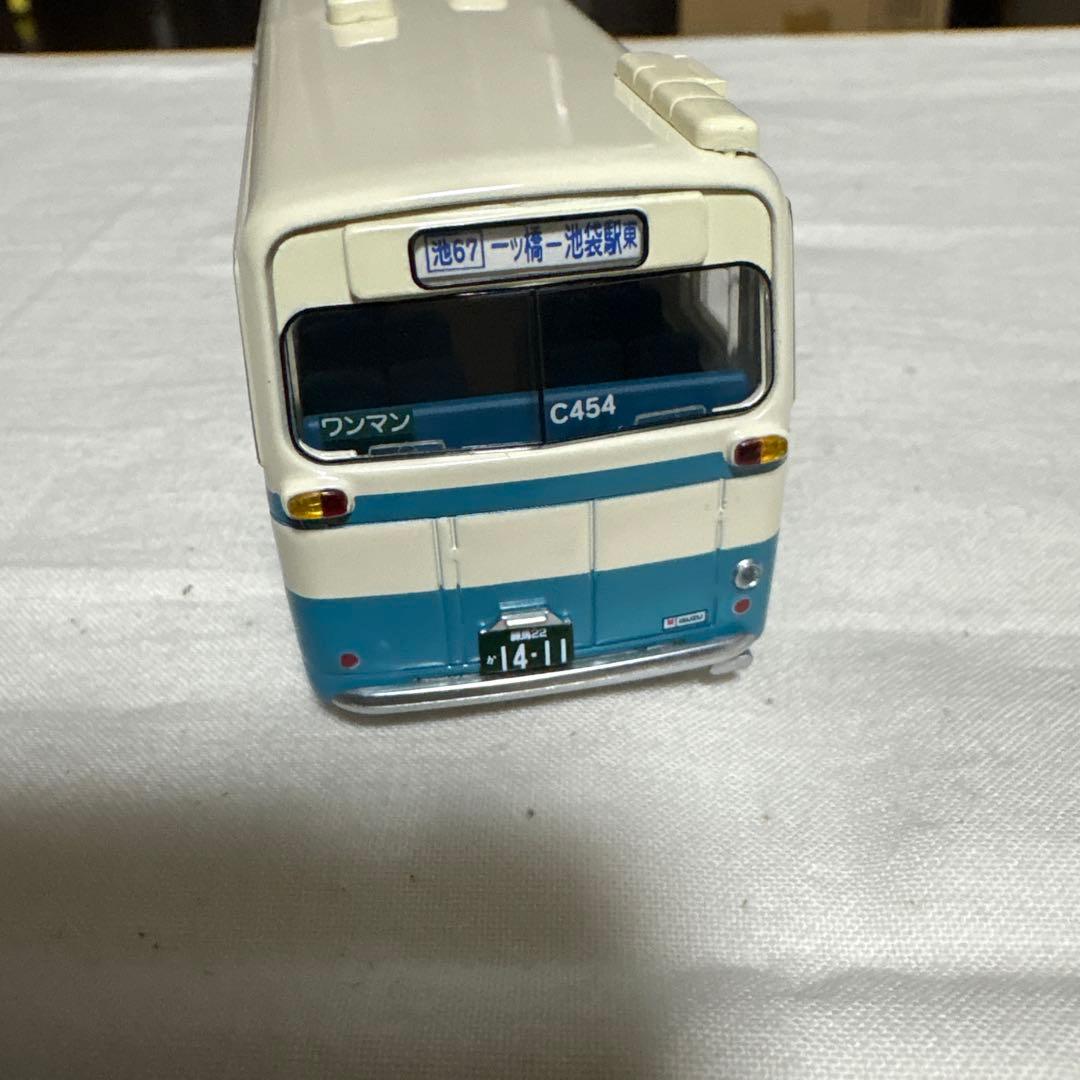 トミカリミテッドヴィンテージネオ　いすゞ　BU04型バス　東京都交通局