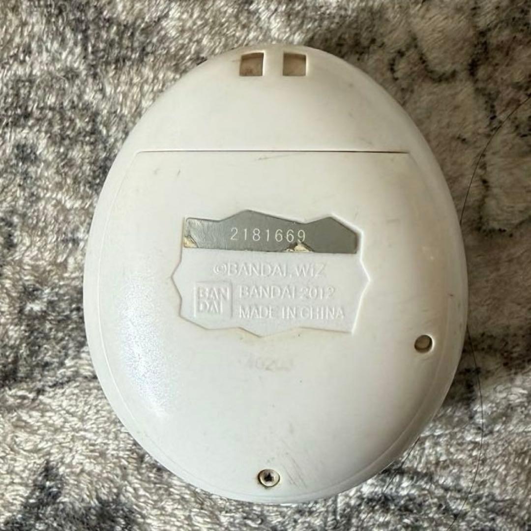 たまごっちP's たまでこピアス　Disney Tamagotchi ホワイト