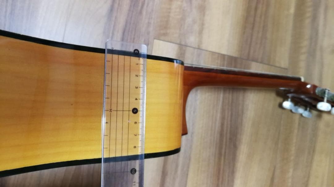 Agustin Enriquez キューバン　トレスギター