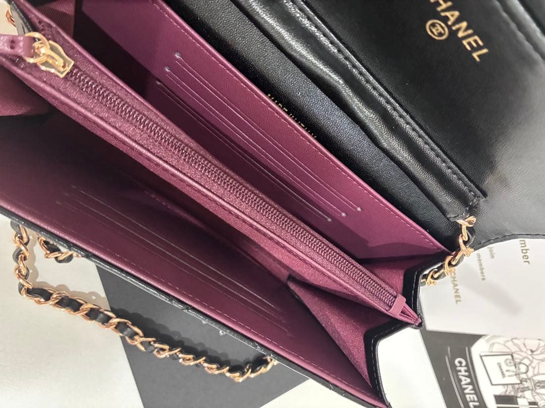 CHANEL ラムスキン　チェーンウォレット　 ショルダー　シャネルノベルティ