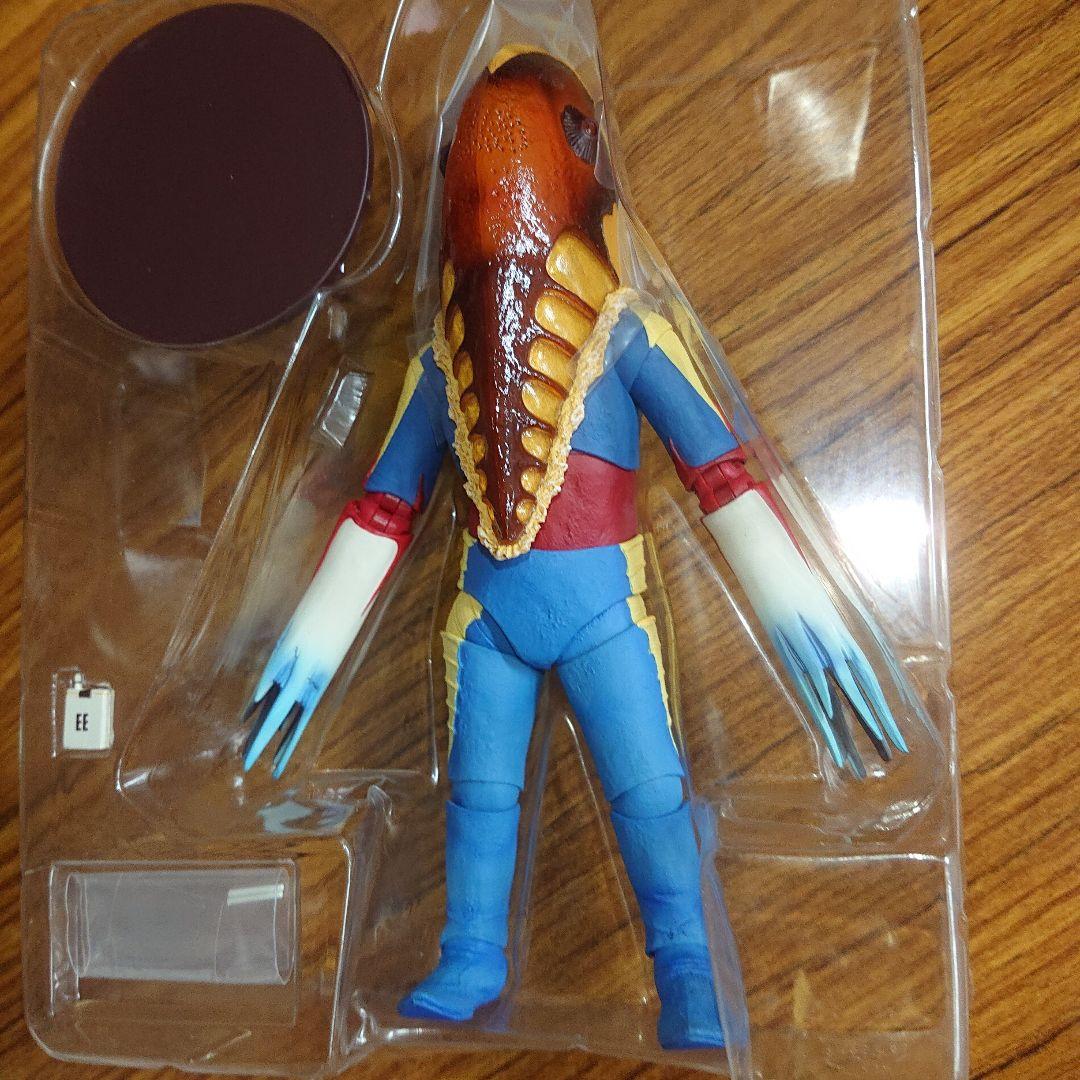 メトロン星人 可動フィギュア