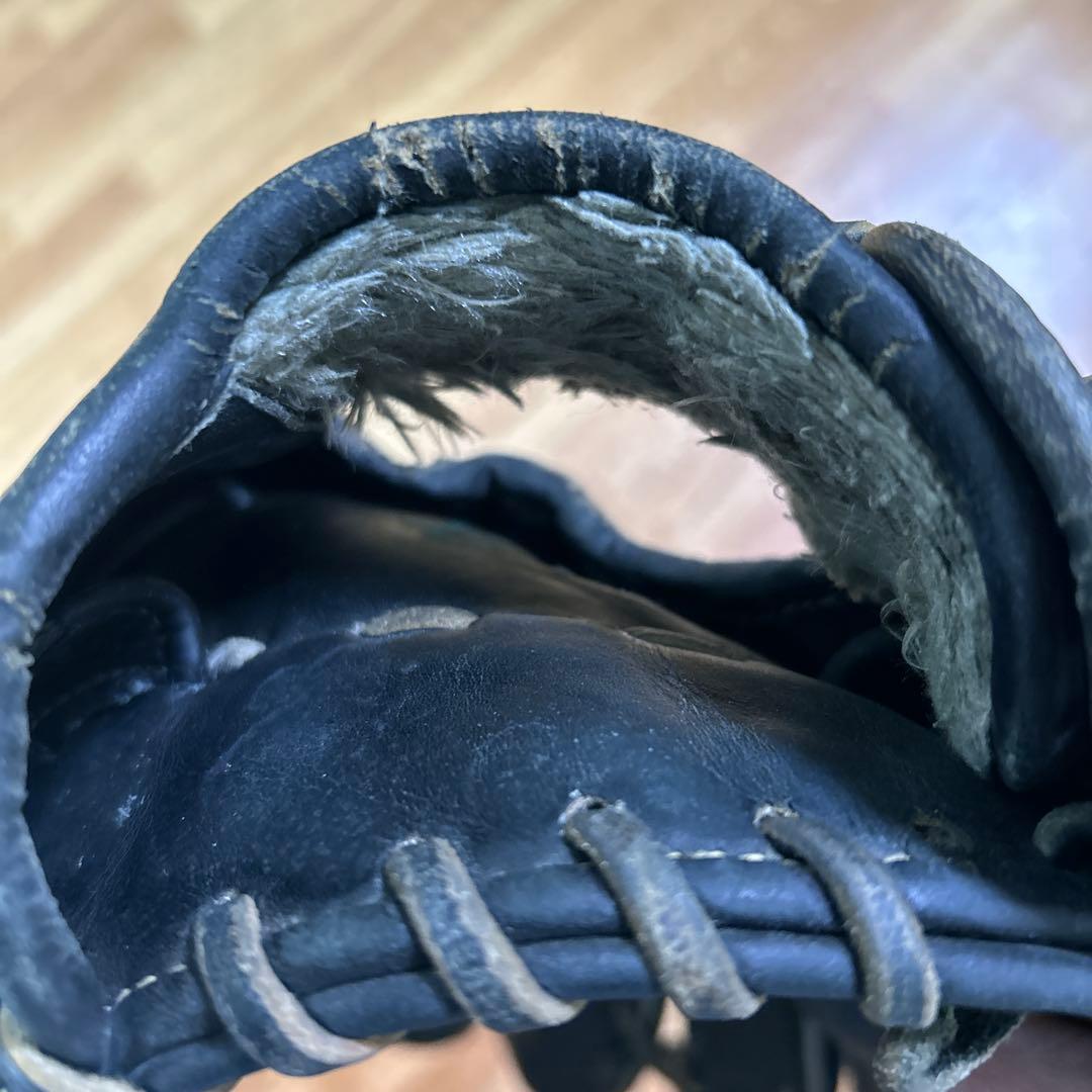 ア*ド様 Mizuno 硬式グローブ 黒（左投げ）　サイズ小さめ（縦28cm）