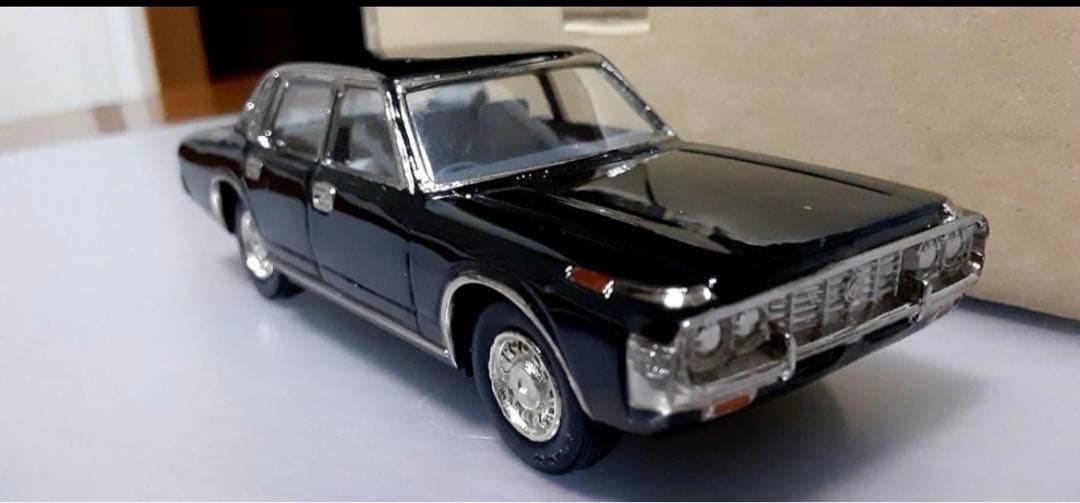 アンチモニー　トヨタクラウン　スーパーサルーン　1973年式J-43 1/43